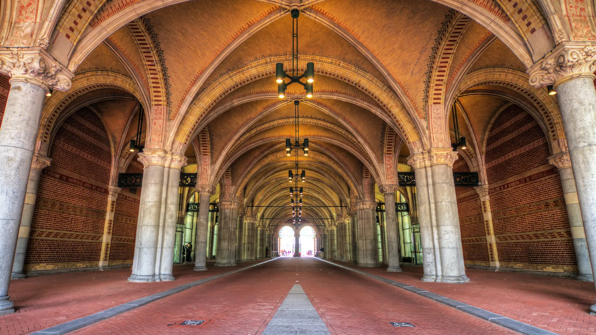 Rijksmuseum passage, Amsterdam